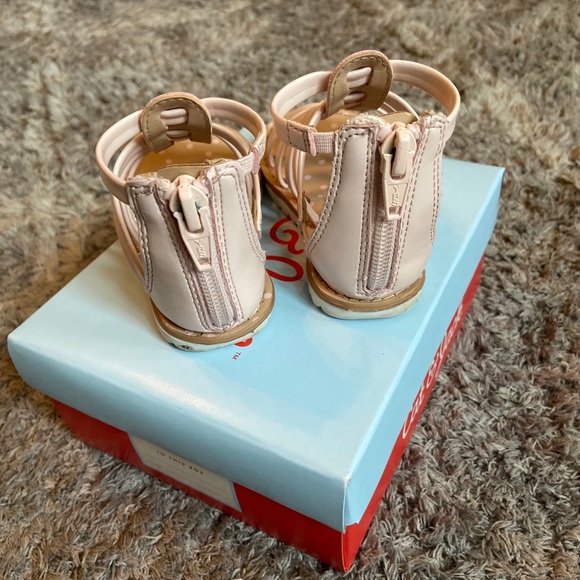⭐️SOLD⭐️ Baby girl sandals - Picture 5 of 11